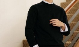 金秀贤最新照片爆料,魅力四溢演绎时尚态度